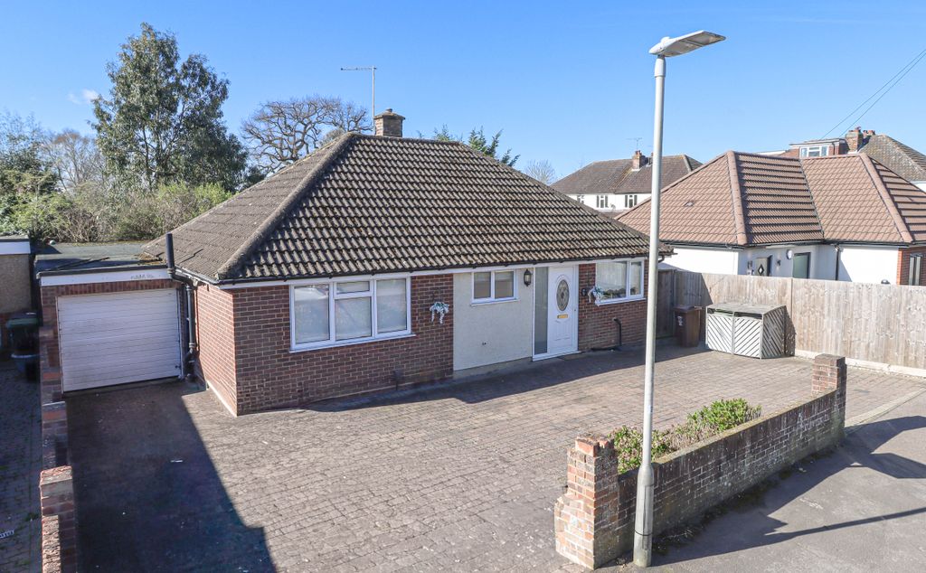 Property photo 1 of 17 Front View