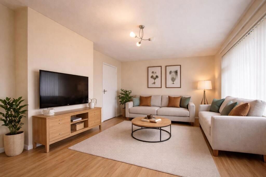 Property photo 2 of 8