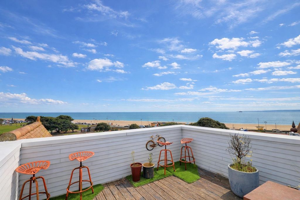 Property photo 2 of 28 Ext