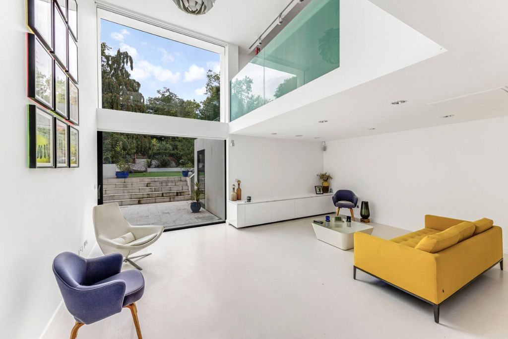 Property photo 1 of 17 Picture No. 13