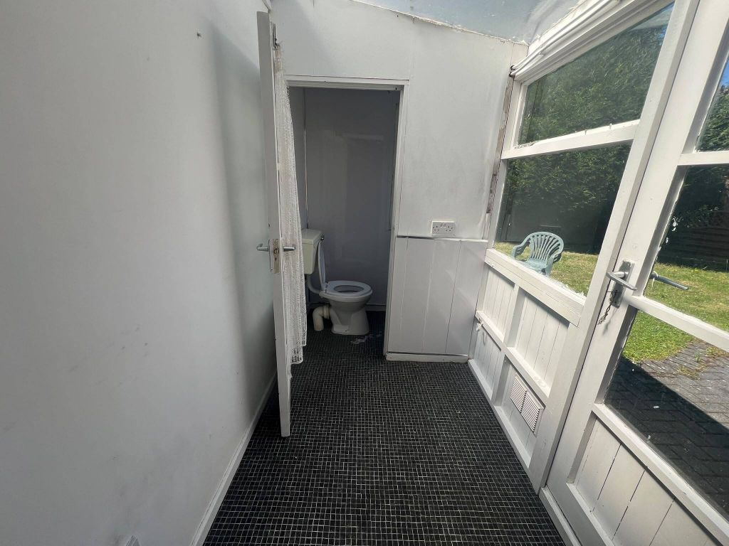 Property photo 2 of 24