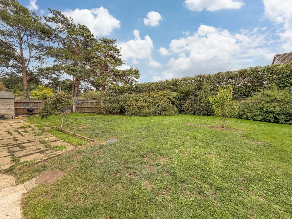 Property photo 3 of 24