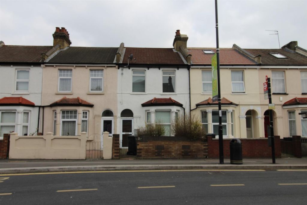 Property photo 1 of 4