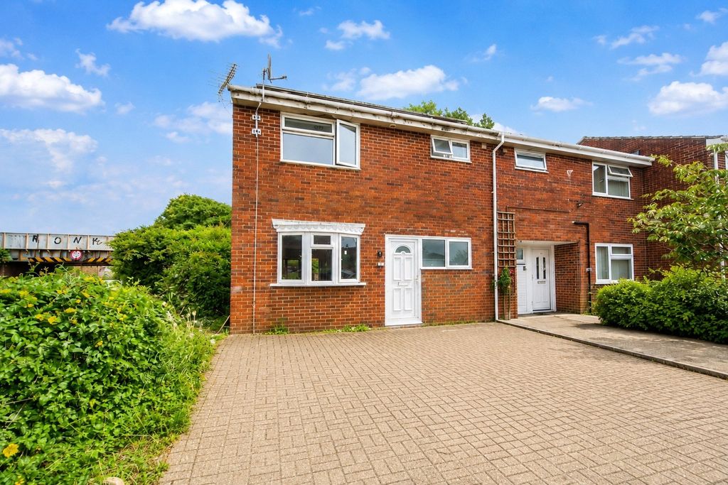 Property photo 1 of 15 Picture No. 22