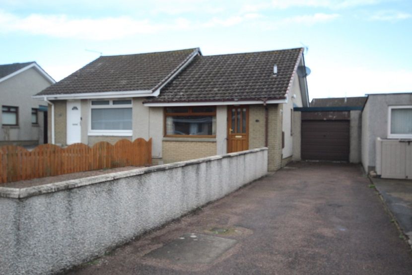 Property photo 1 of 11 Front 