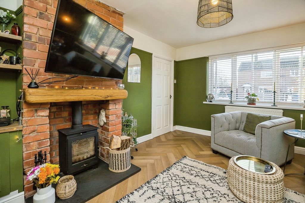 Property photo 3 of 21 Pbox-Img.Jpg