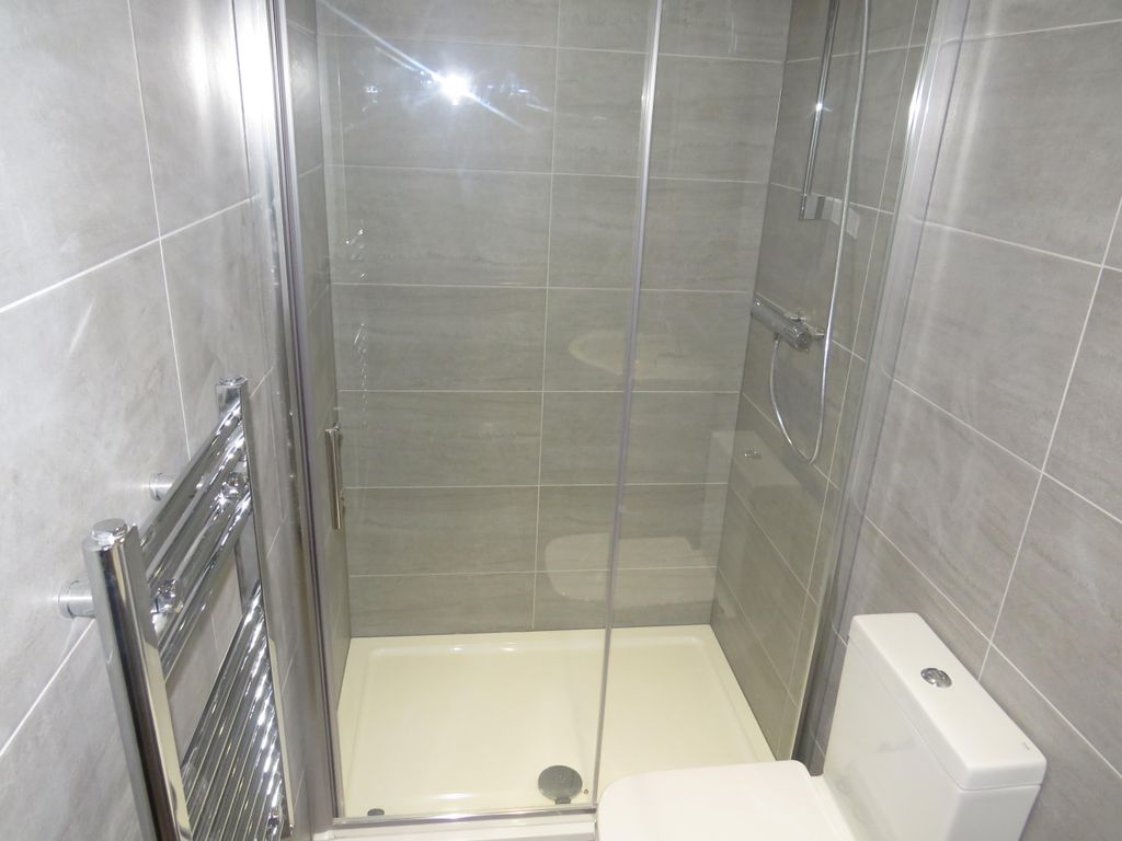 Property photo 3 of 3 Bathroom