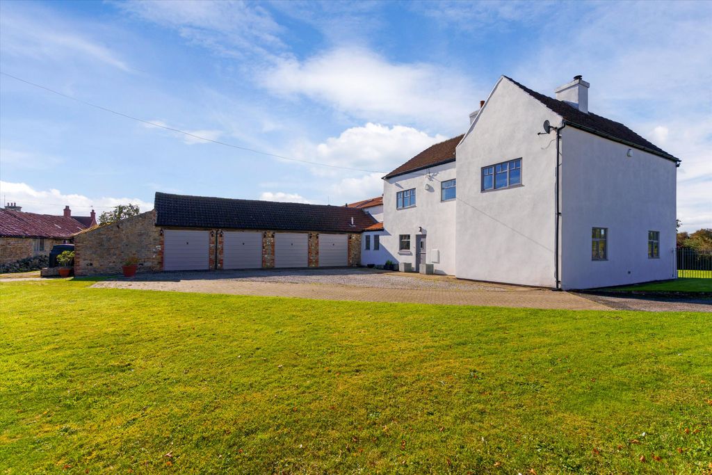 Property photo 2 of 30 Image