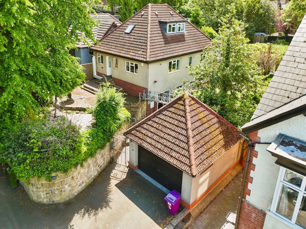 Property photo 1 of 27