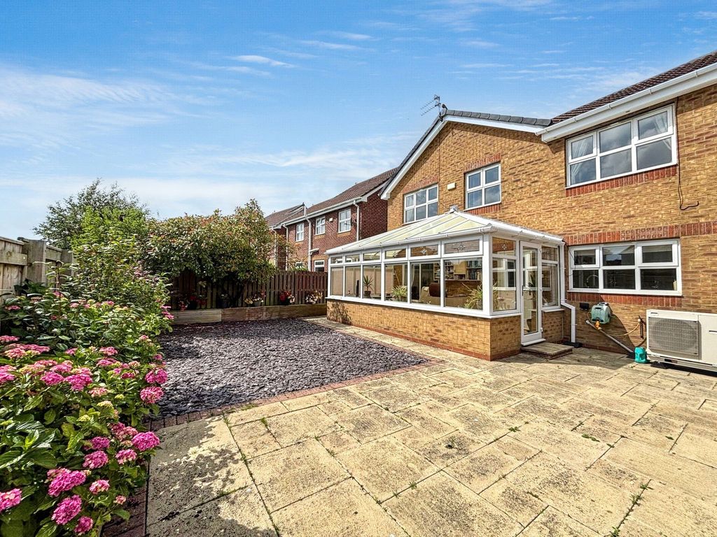 Property photo 2 of 29