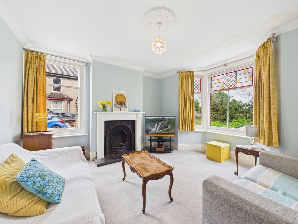 Property photo 2 of 19 Cam04018G0-Pr0444-Still001