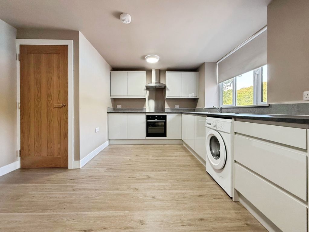 Property photo 2 of 8 Pbox-Img.Jpg