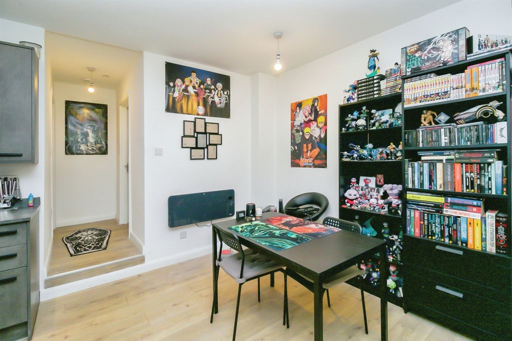 Property photo 3 of 11