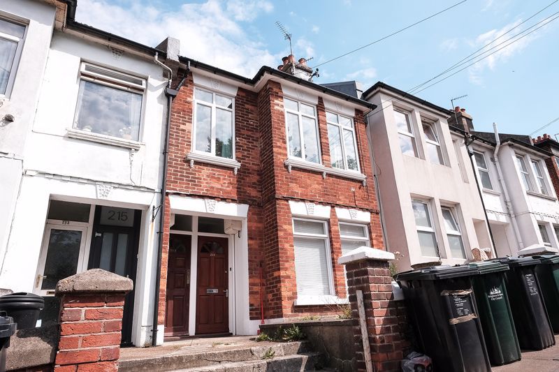 Property photo 1 of 9 Front Exterior