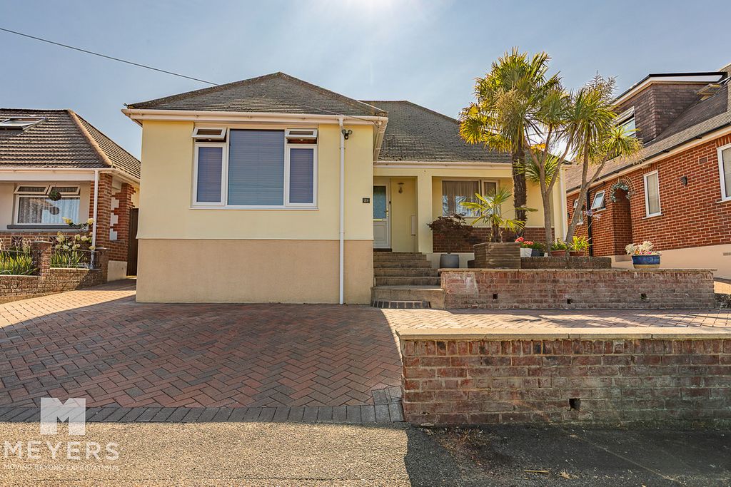 Property photo 1 of 22