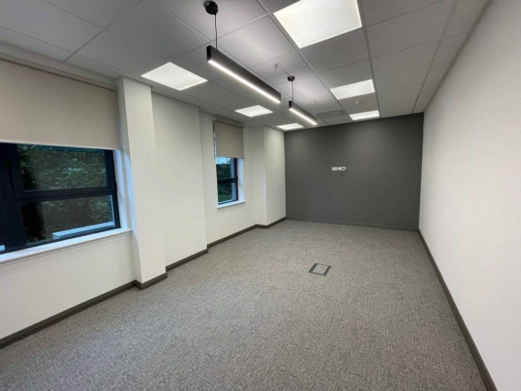 Property photo 3 of 8 Photo 5