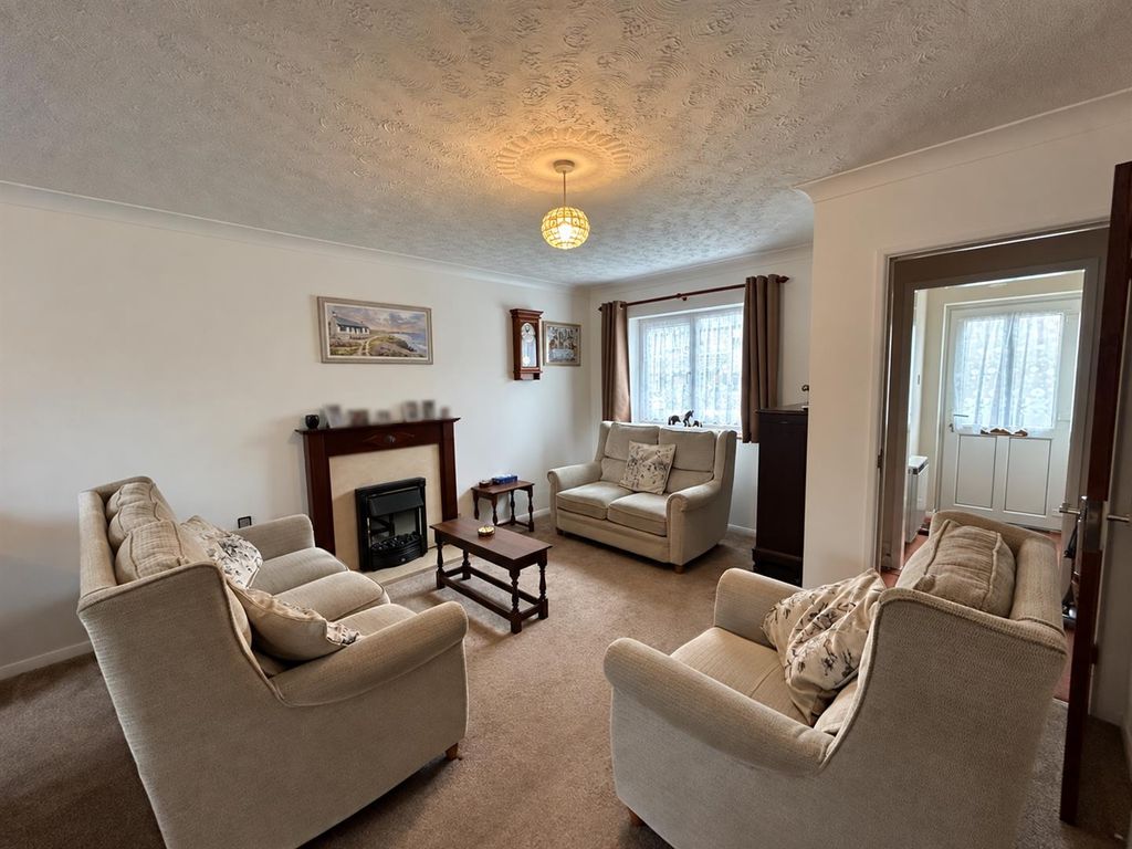 Property photo 2 of 12 1.Png