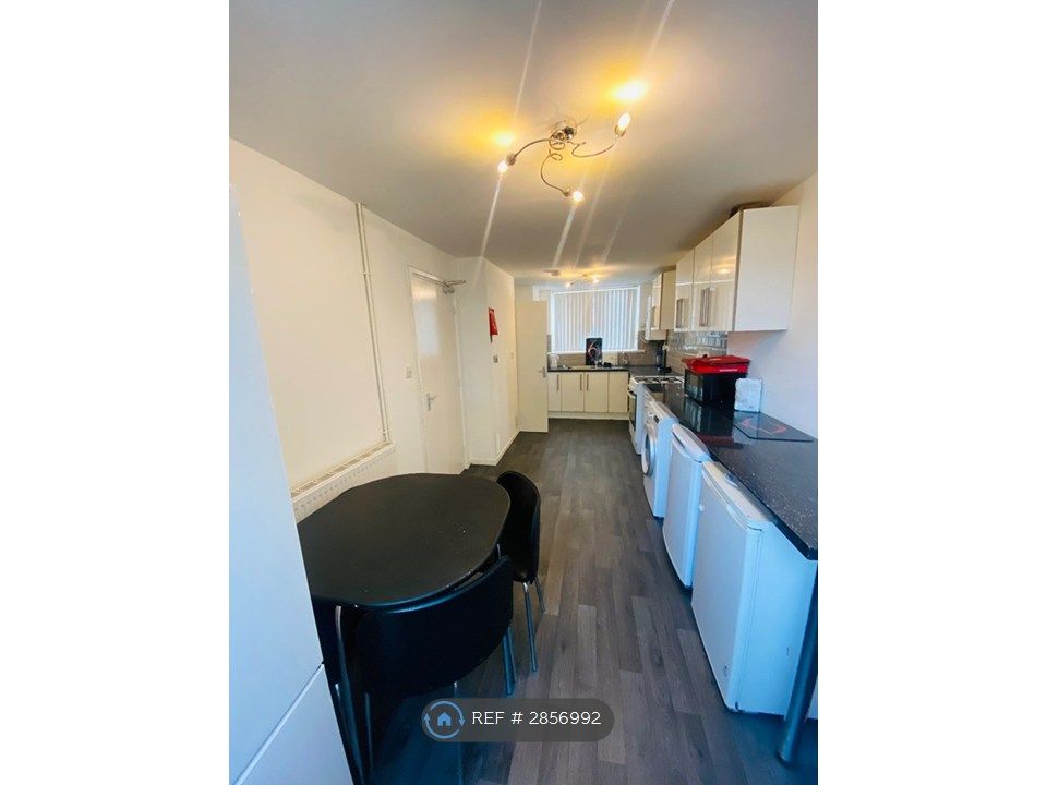 Property photo 3 of 3