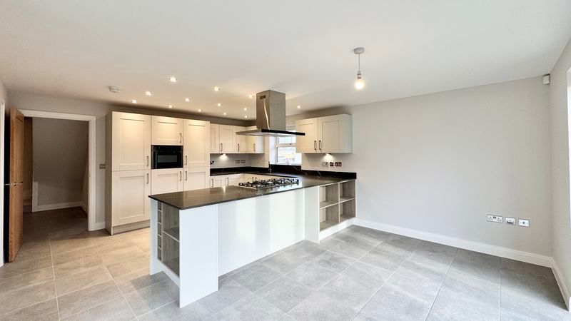 Property photo 3 of 23 Photo 5