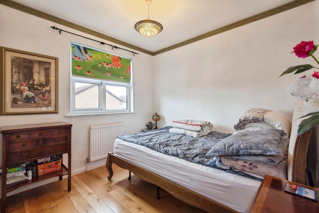 Additional image 14 of 4 bed detached house for saleSanderling Close, Letchworth Garden City, Hertfordshire SG6
