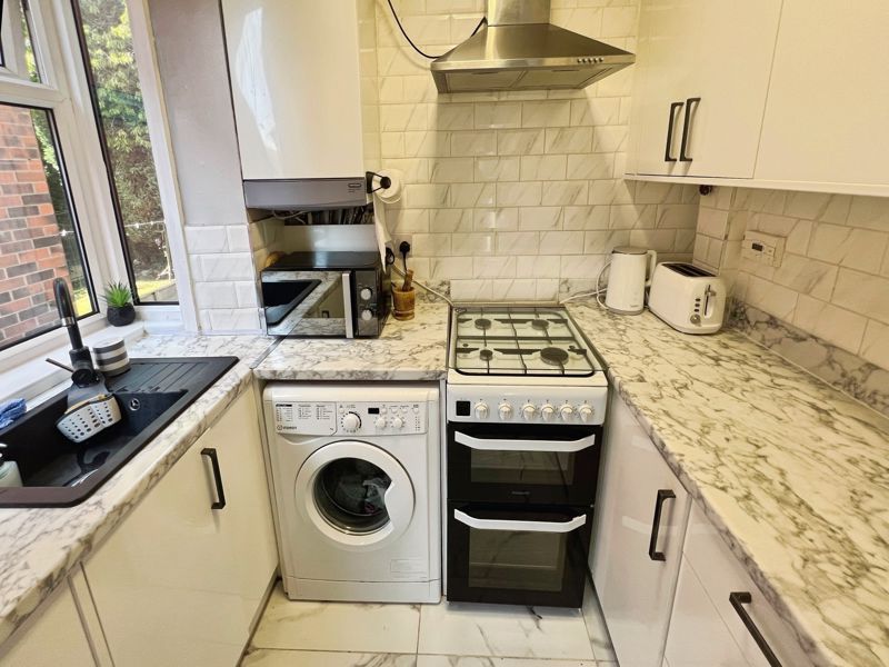 Property photo 3 of 13 Kitchen