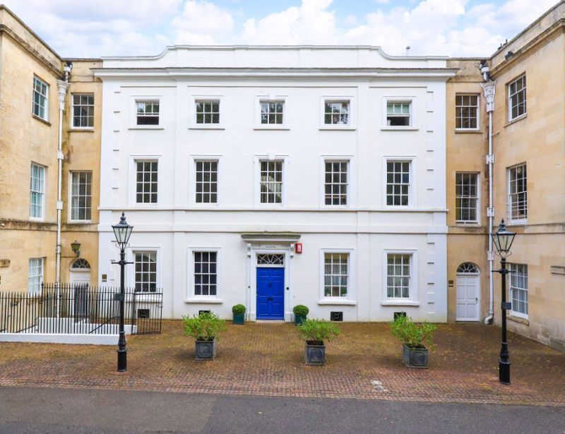 Property photo 1 of 11 External