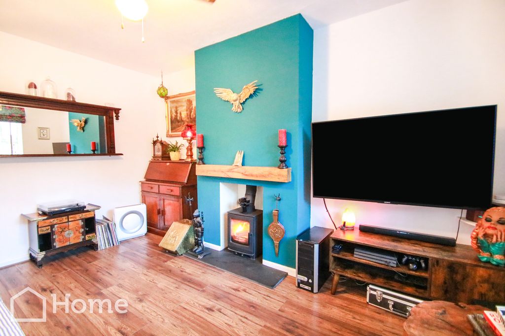 Property photo 3 of 23