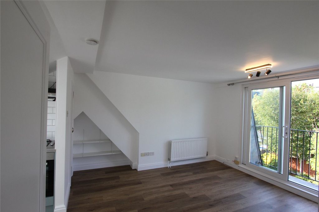 Property photo 2 of 13 Picture No. 04