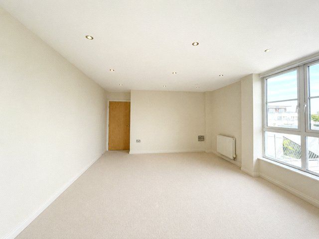 Property photo 3 of 8 Picture No. 09