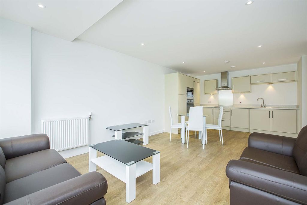 Property photo 2 of 11 27 Rec.Jpg