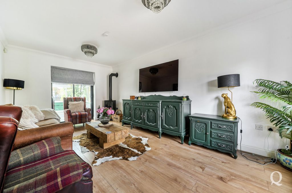 Property photo 3 of 26 60B0Ad0E-B2ce-484...