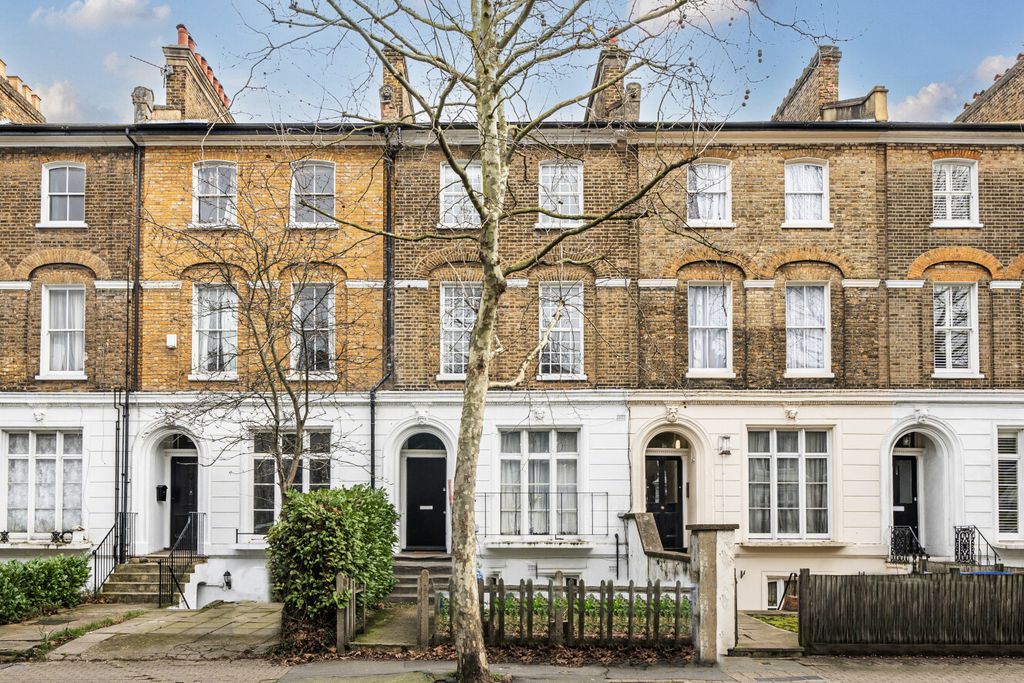 Property photo 2 of 18 1418060-4-699c48F...