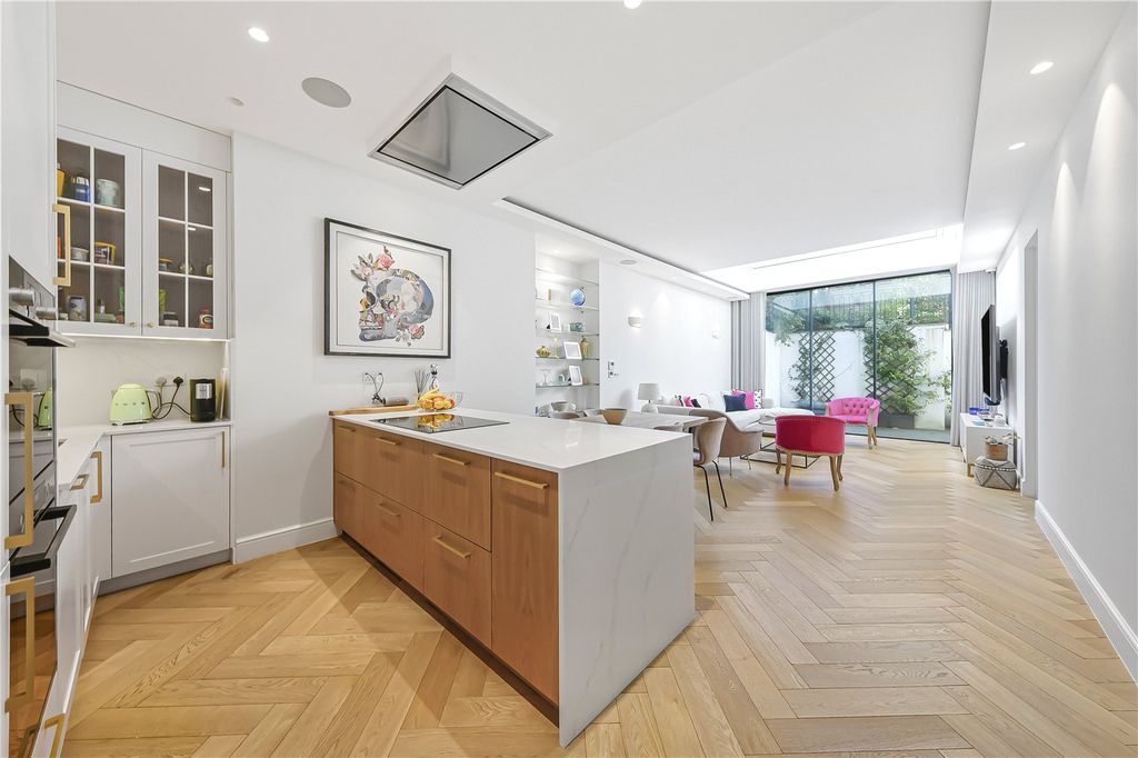 Property photo 1 of 14 Picture No. 18