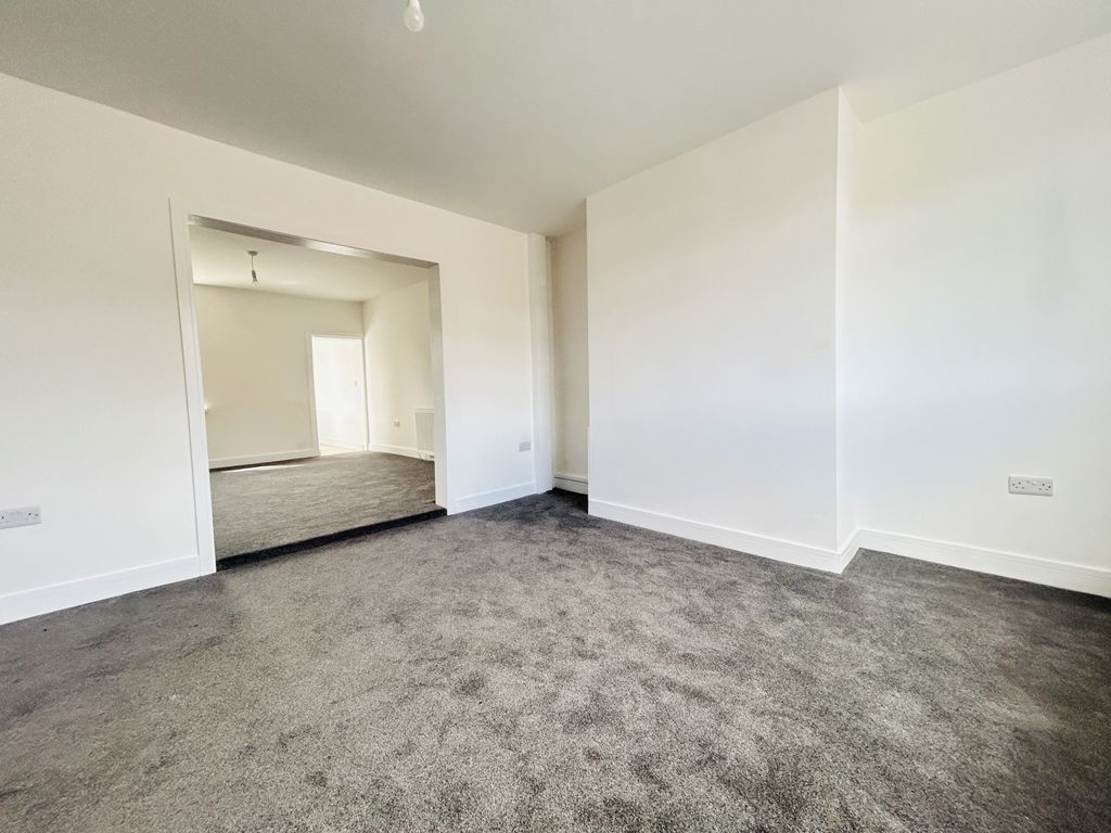 Property photo 2 of 11 Img_2345
