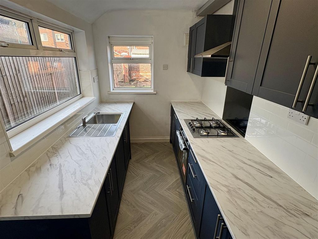 Property photo 2 of 8 Img_3923.Jpg