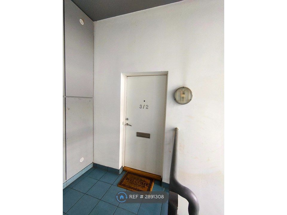 Property photo 2 of 26
