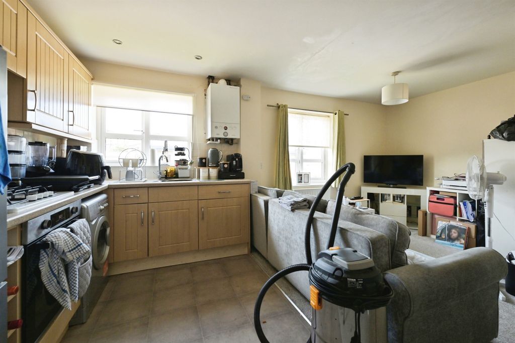 Property photo 2 of 12