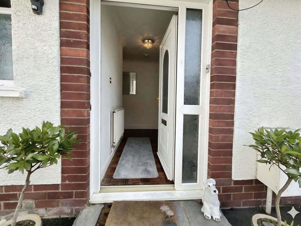 Property photo 3 of 31