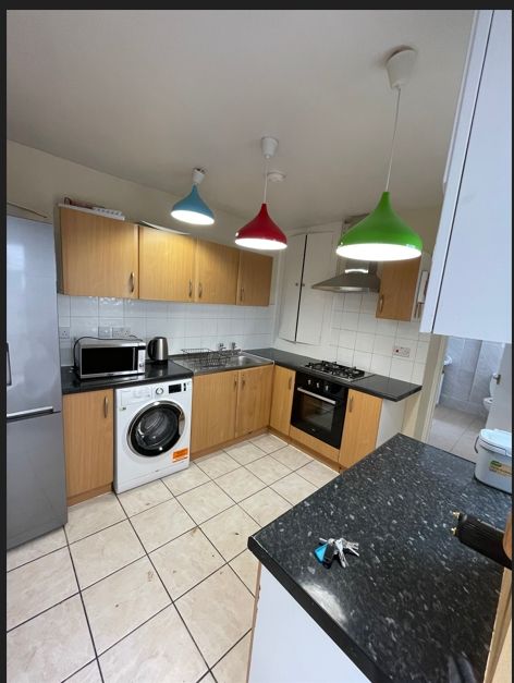 Property photo 2 of 16 6