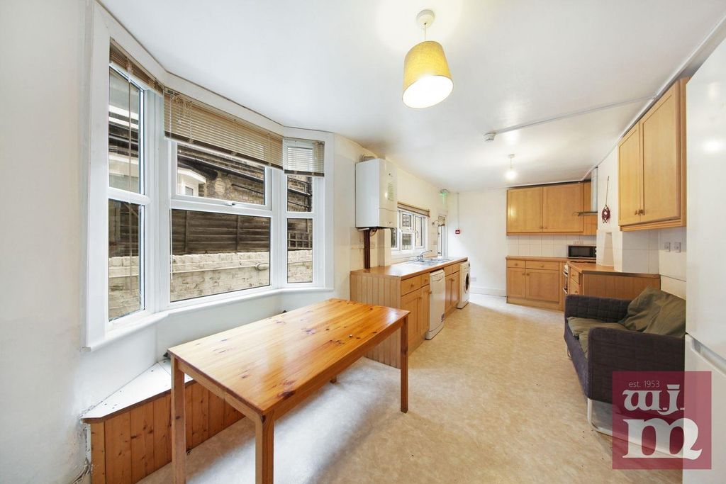 Property photo 2 of 15 Kitchen