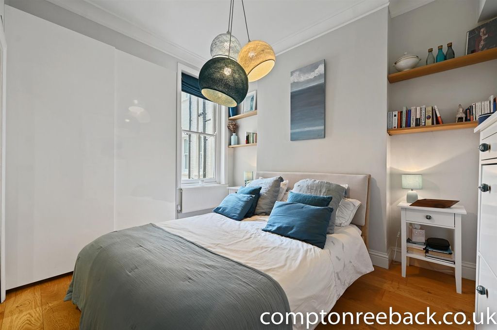 Property photo 3 of 12 Leith Mansions - Bedroom3 (1).Jpg