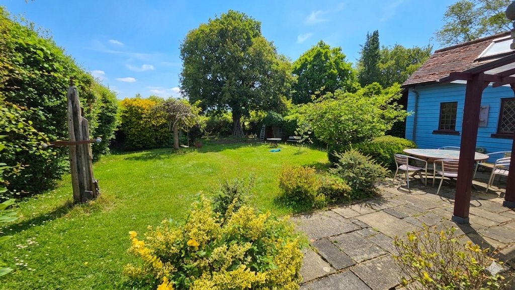 Property photo 2 of 12