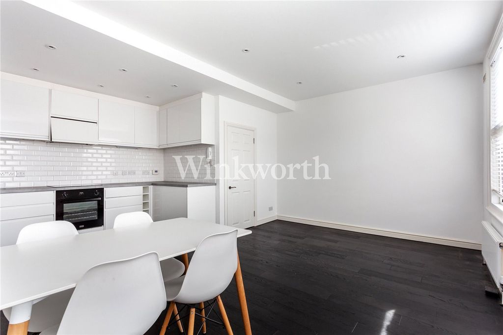 Property photo 2 of 12 Picture No. 28