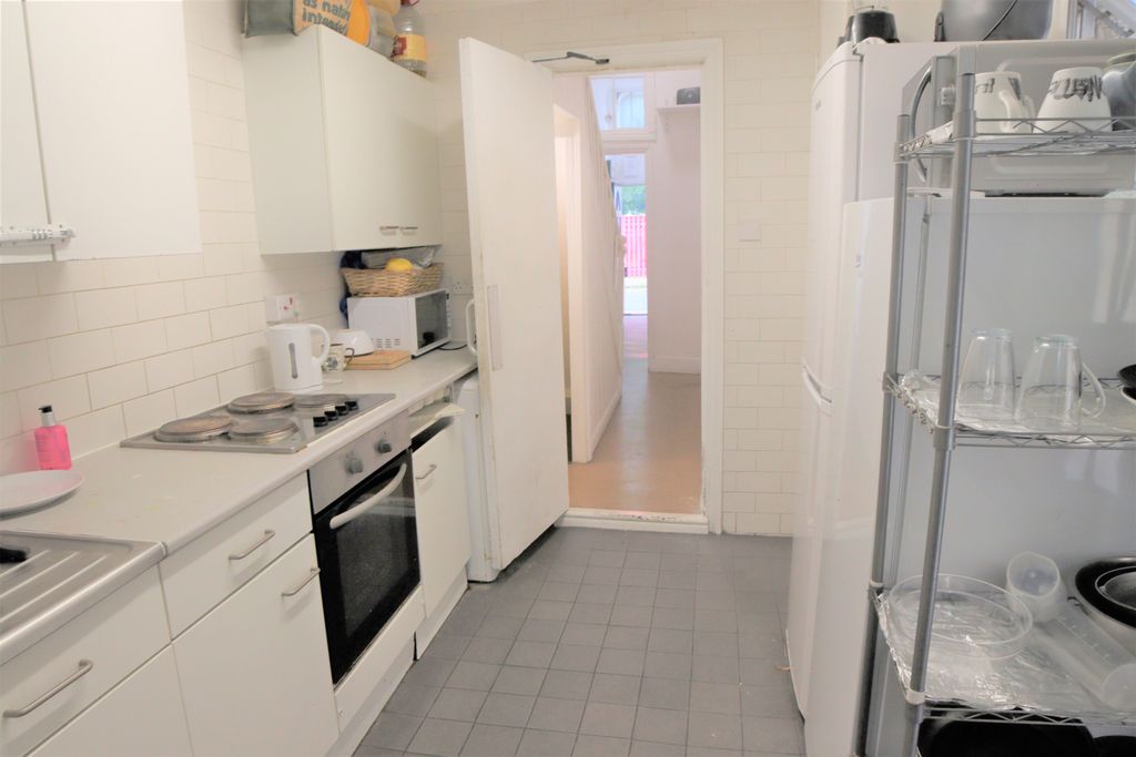 Property photo 2 of 8 Gallery