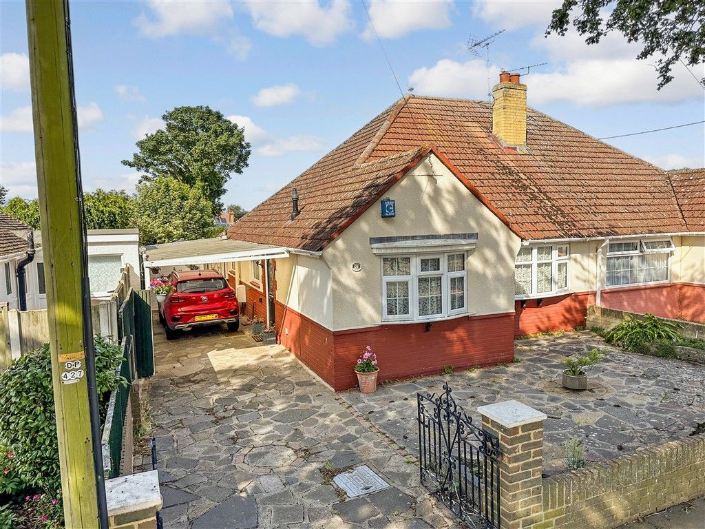 Property photo 1 of 14 Front