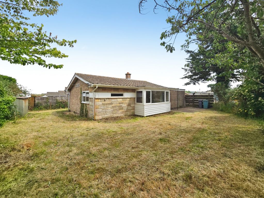 Property photo 1 of 11 Front