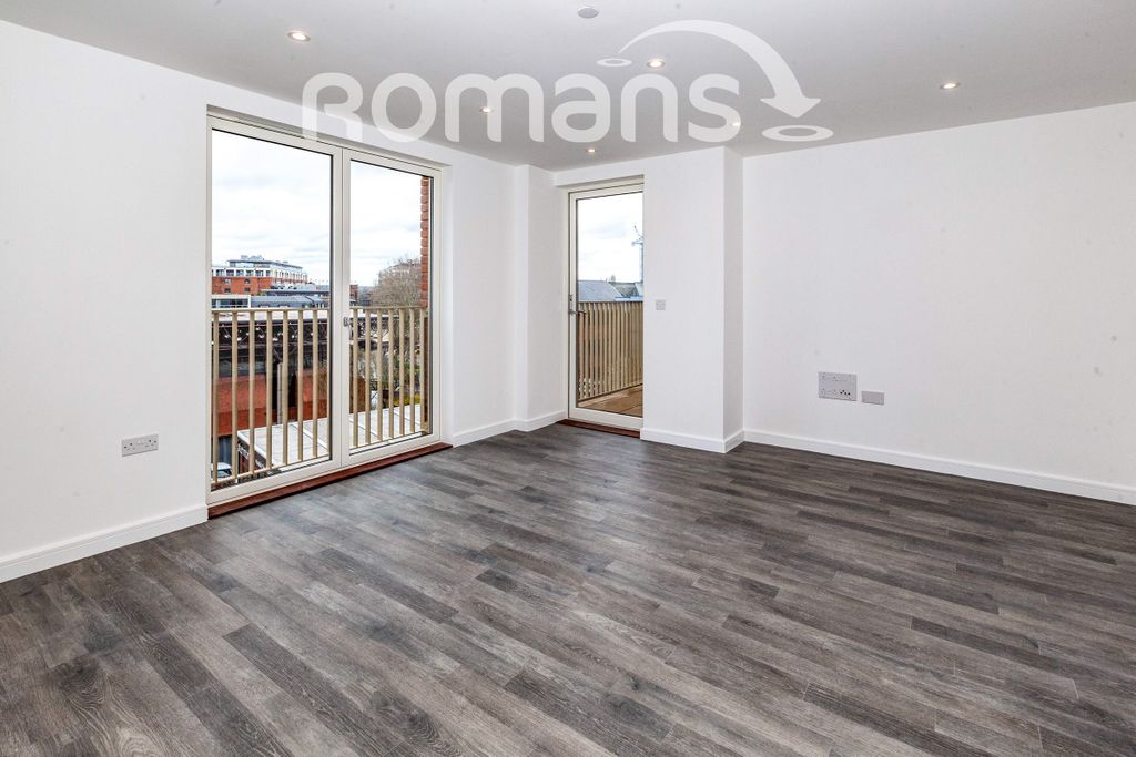 Property photo 3 of 11 3