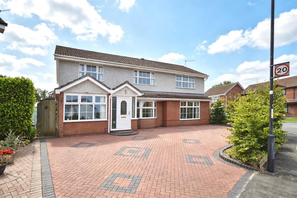 Property photo 1 of 28 D