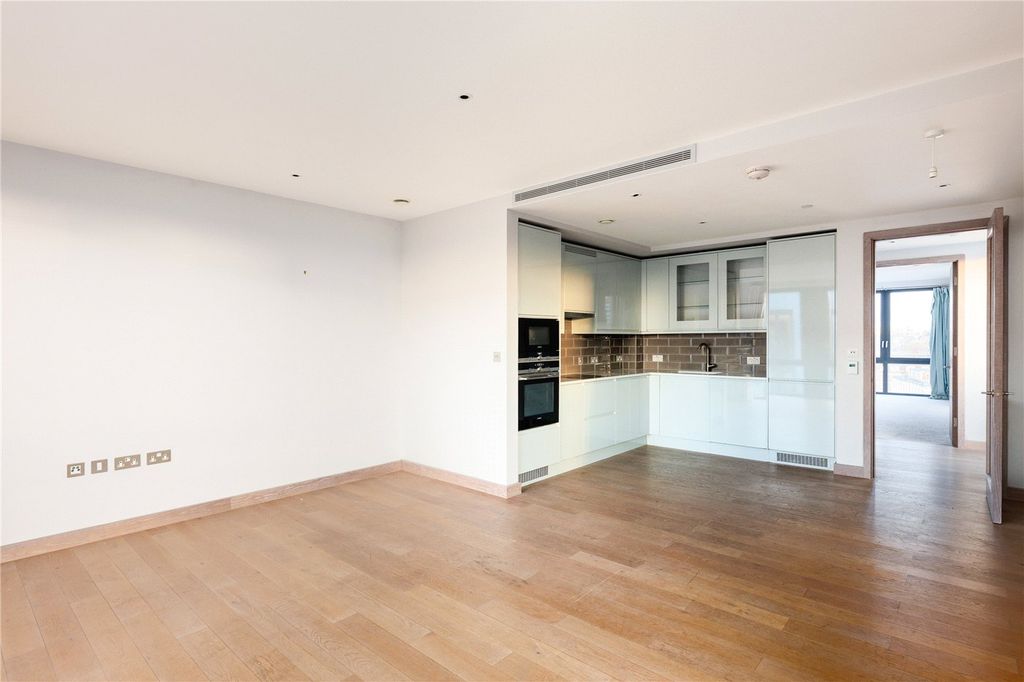 Property photo 3 of 8 Picture No. 05