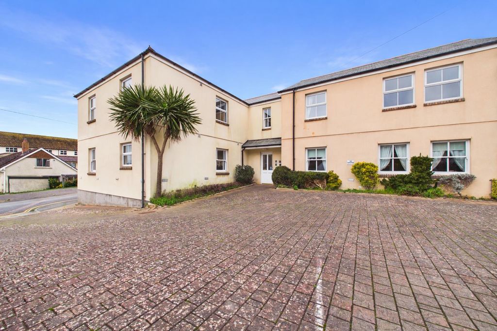 Property photo 1 of 17 Front